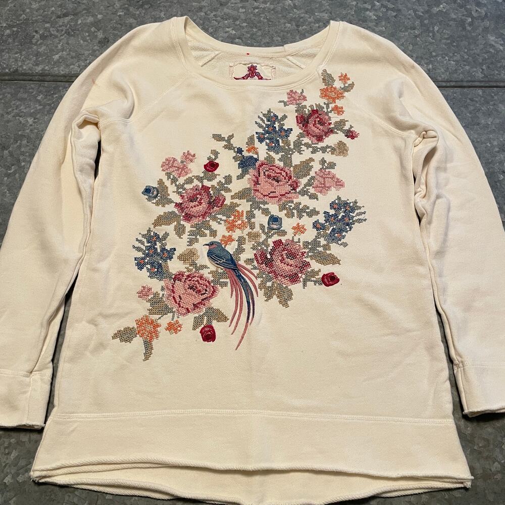 Johnny Was Embroidered Bird Flowers Sweatshirt Small Cream Terry Cloth Cottage